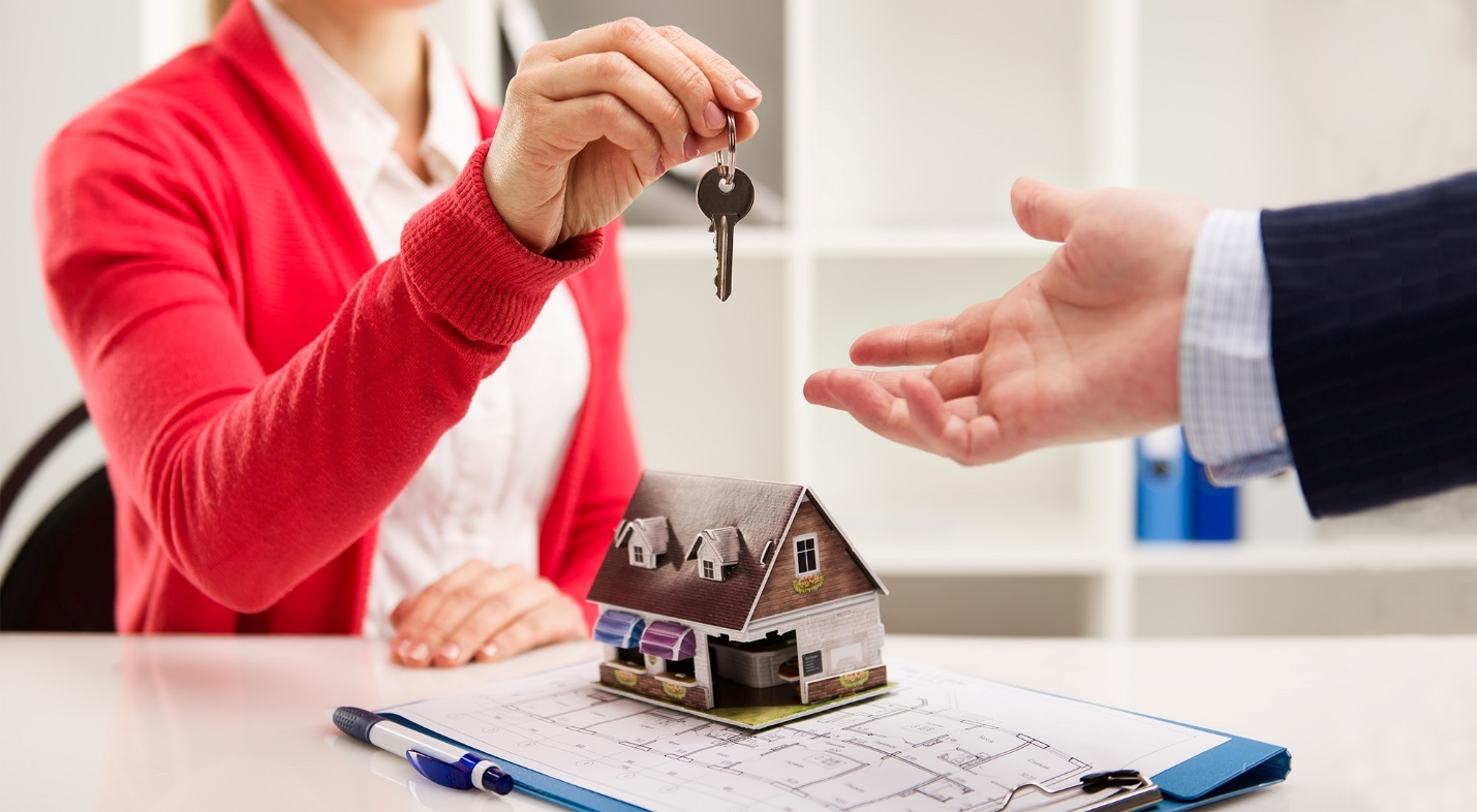 Покупаем квартиру: на чем можно сэкономить при оформлении сделки?