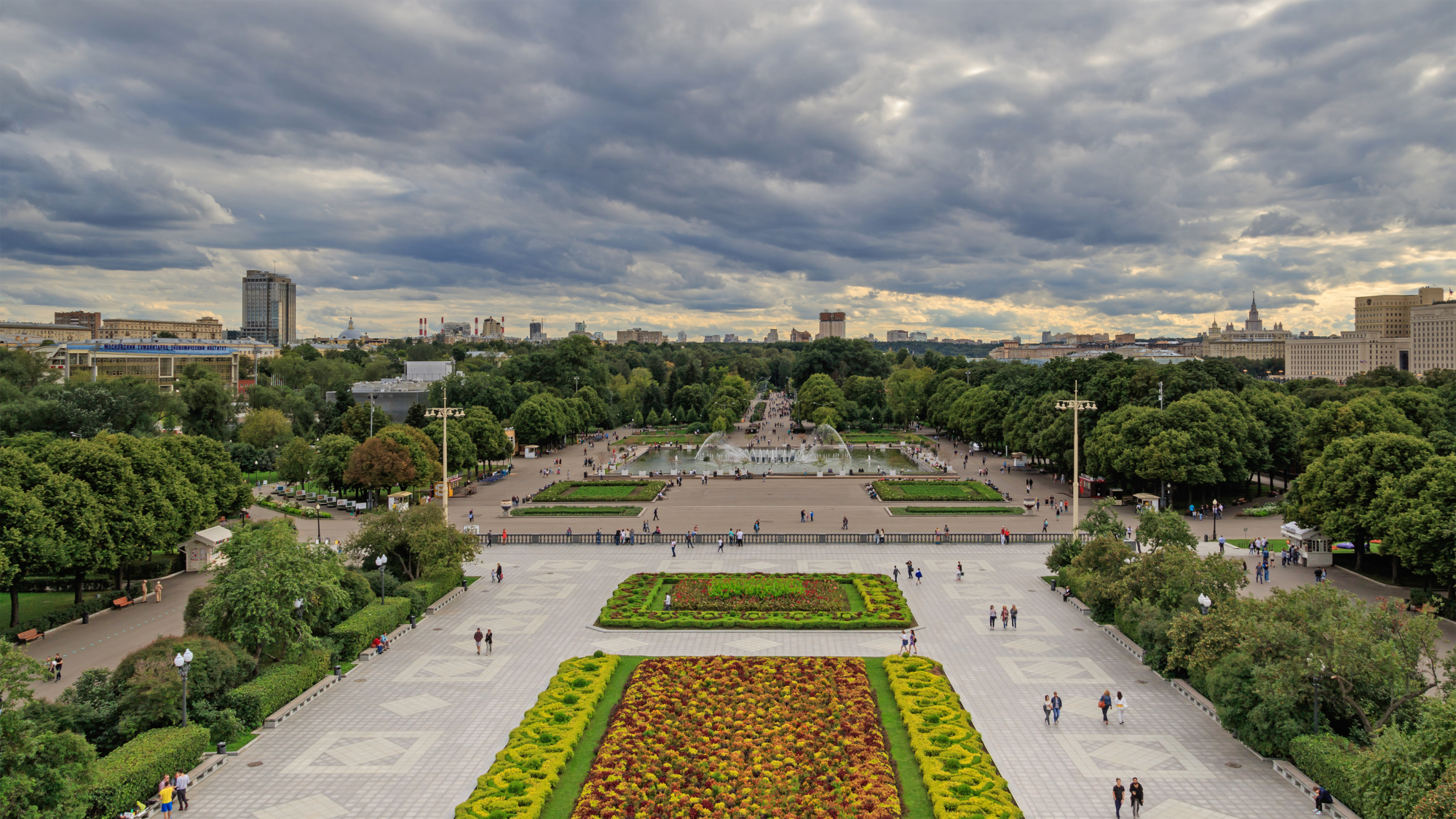 Инвестор благоустроит 16 гектаров территорий в Москве