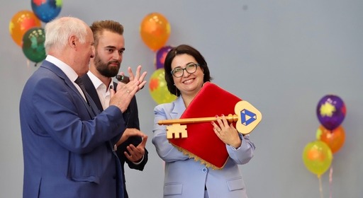 Концерн «КРОСТ» принял участие в торжественном открытии новой школы в Солнечногорске 