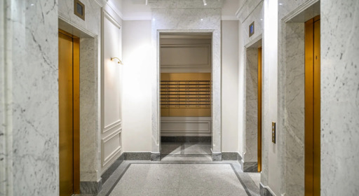 Концерн «КРОСТ» объявляет о начале выдаче ключей в премиальном жилом комплексе «Театральный квартал» в «Доме Щусева» и «Доме Жолтовского» 