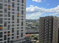 Санкт-Петербург обходит Москву: апрельский бум новостроек и скрытые тренды рынка МКД
